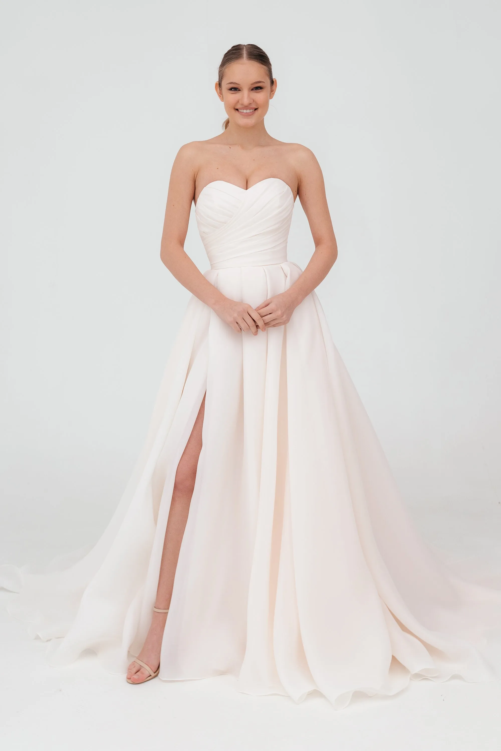 Coral Extra Convertible Wedding Dress Audrey (Basic dress   bolero   bow   detachable train)