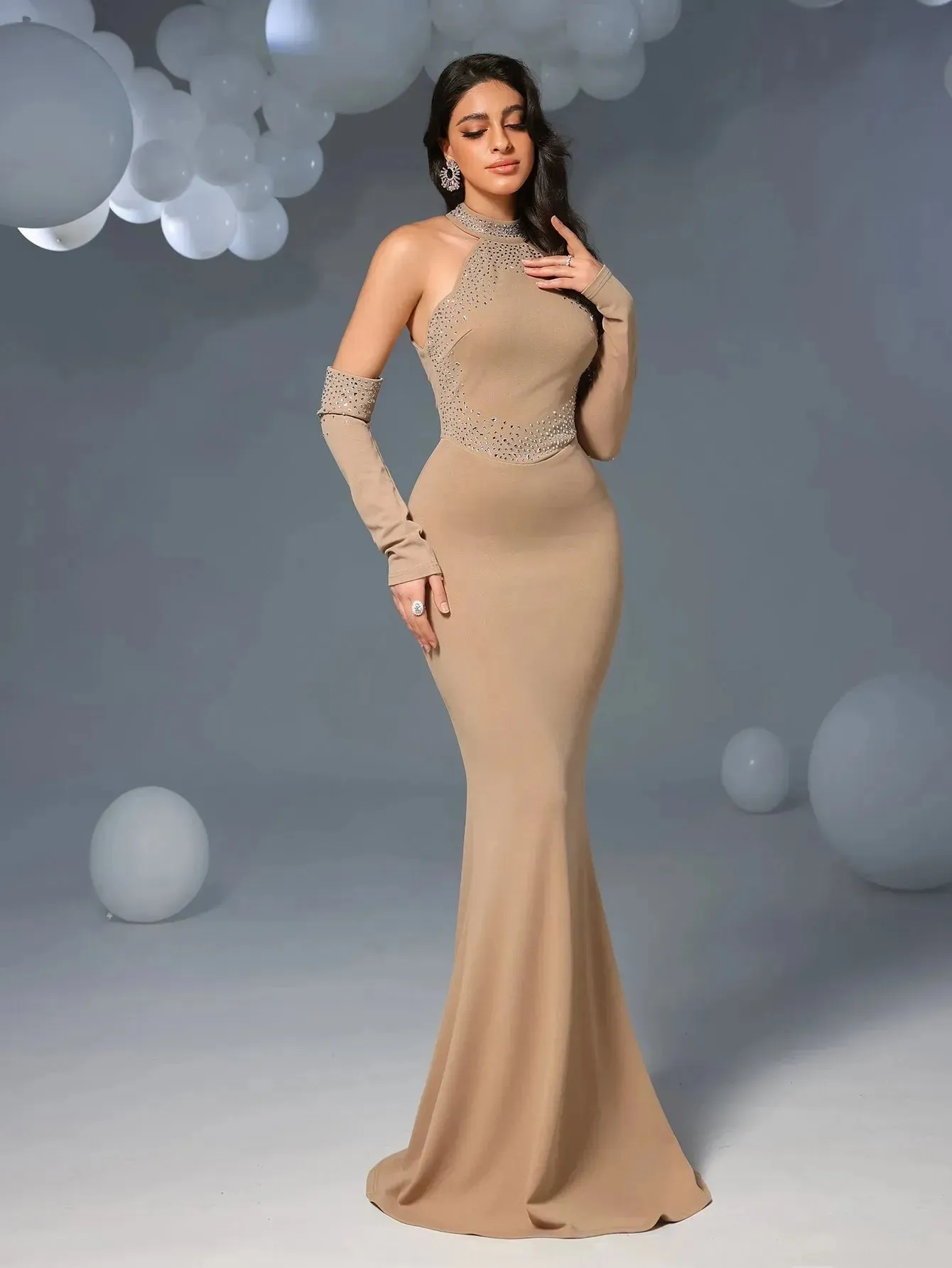 Elegant Rhinestone Detail Halter Neck Mermaid Hem Evening Dress