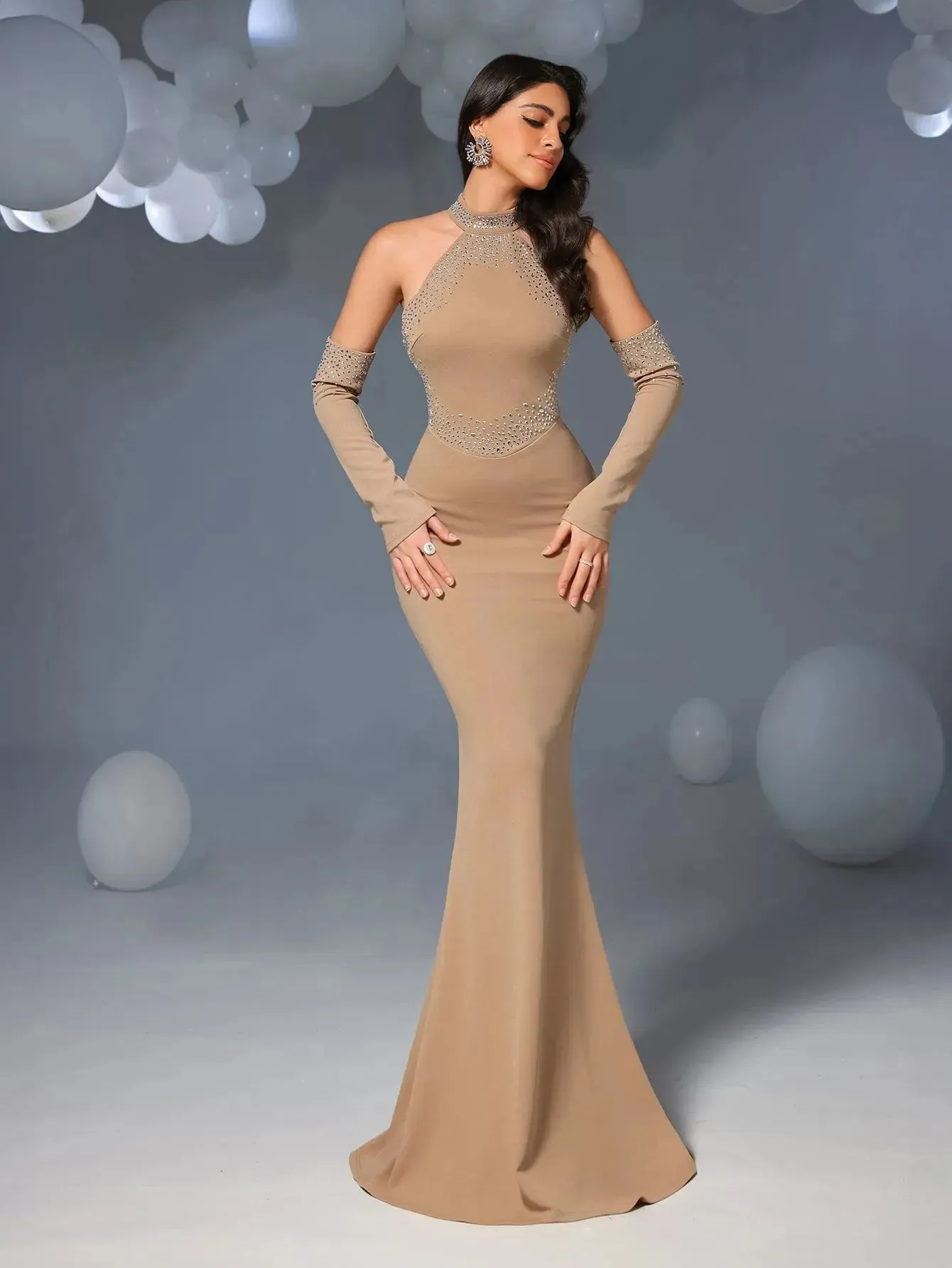 Elegant Rhinestone Detail Halter Neck Mermaid Hem Evening Dress