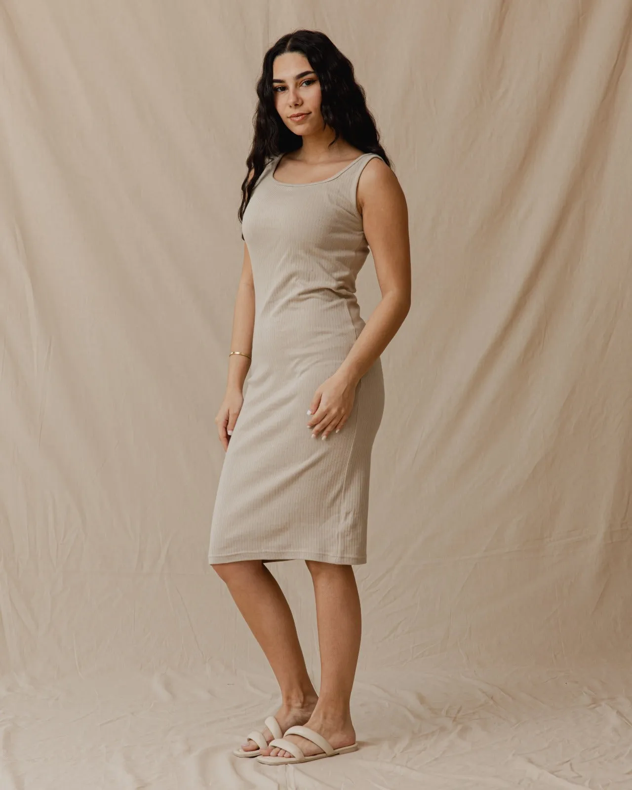 Minimal Ribbed Dress Beige