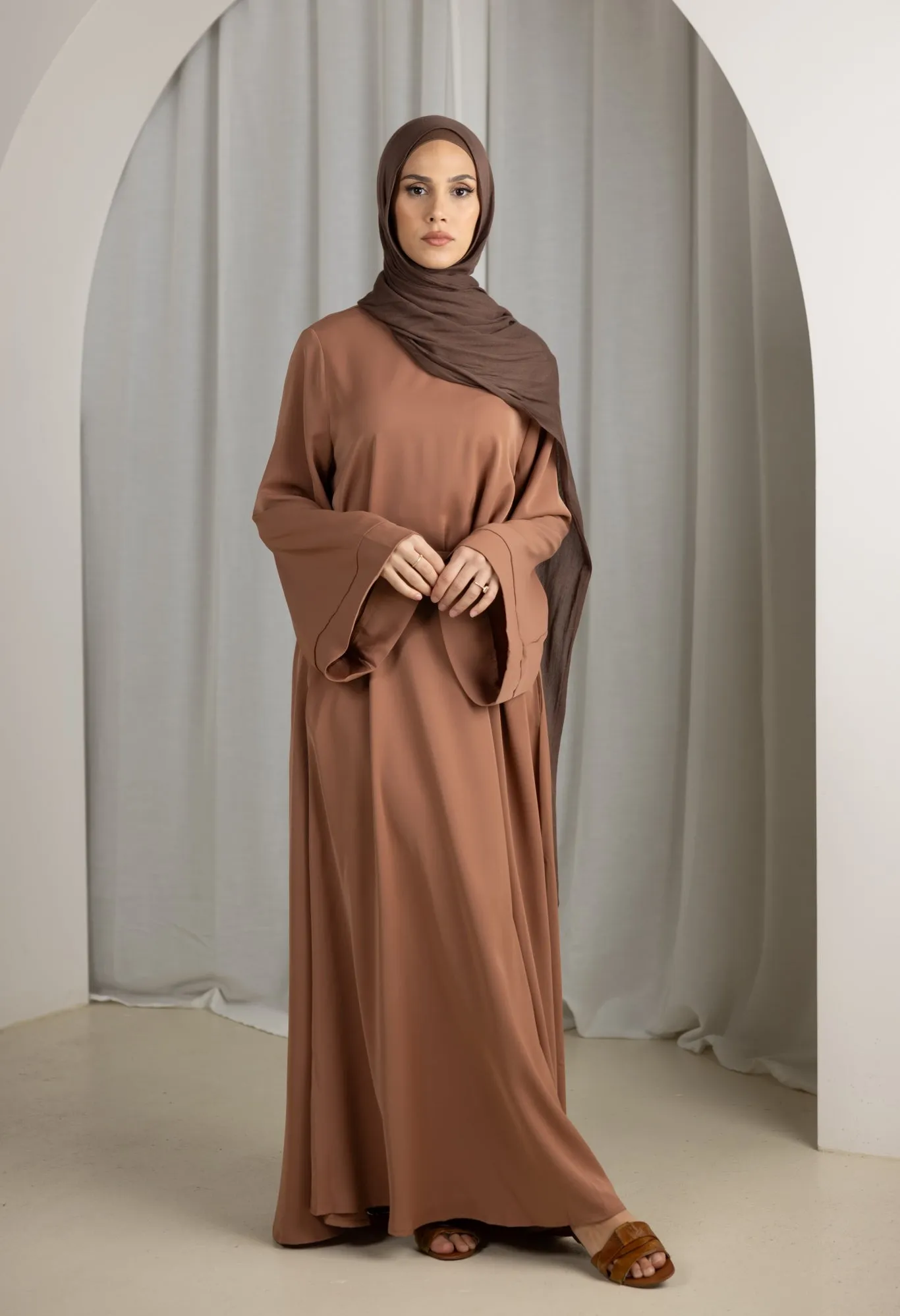 Open Sleeve Abaya - Shades of Brown