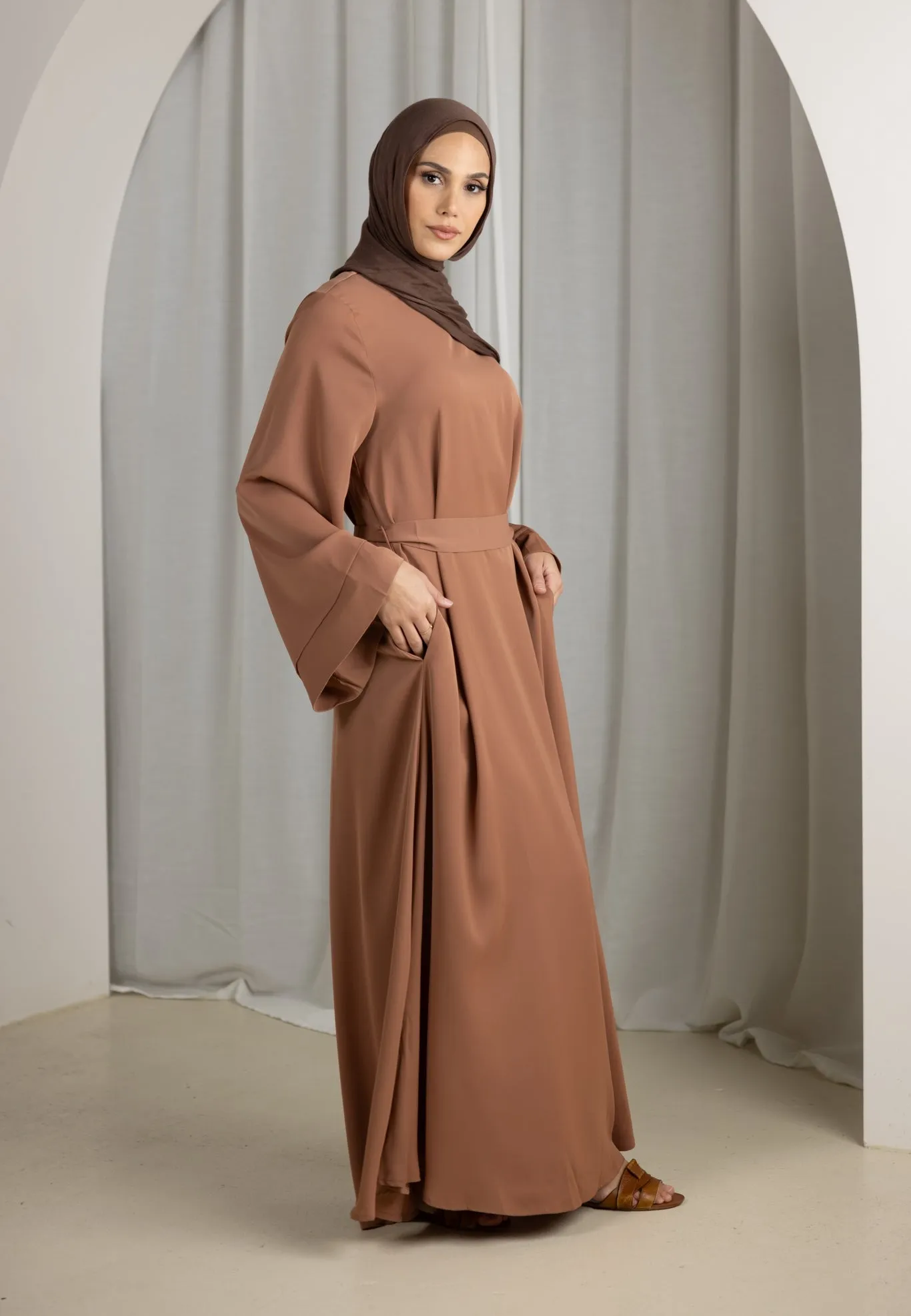 Open Sleeve Abaya - Shades of Brown