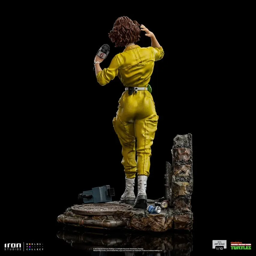 PRE-ORDER: Iron Studios Teenage Mutant Ninja Turtles April O’Neal 1/10 Art Scale Statue