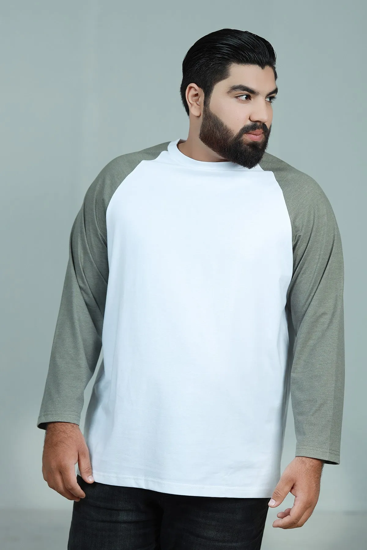 White Raglan T-Shirt (Plus Size) - W21 - MT0130P